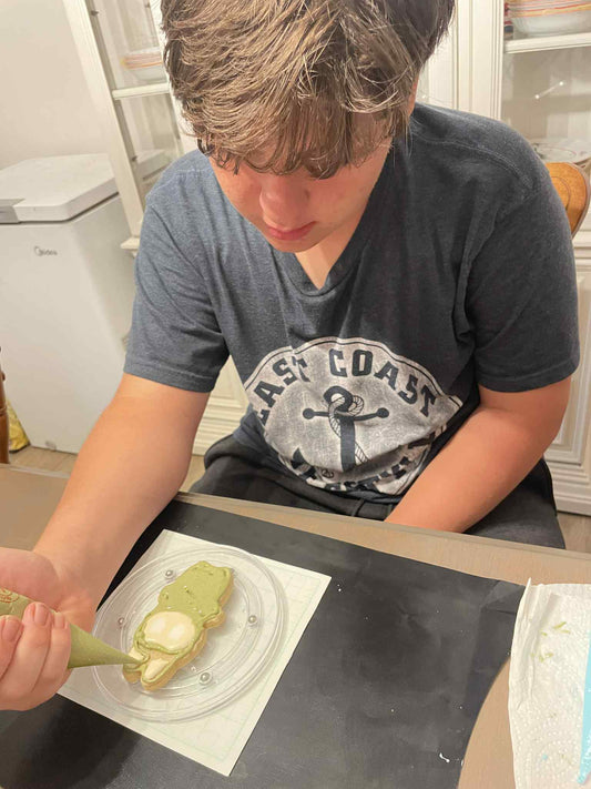 DIY - Themed Decorator Kits